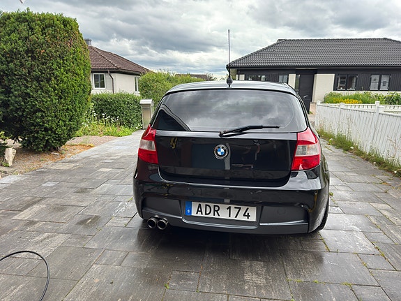 BMW 130i 5 of 10