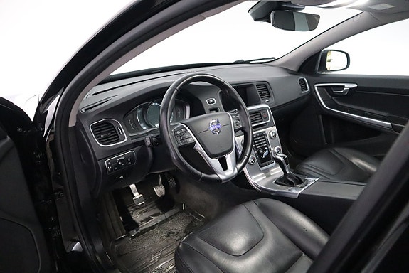 Volvo V60 10 of 20