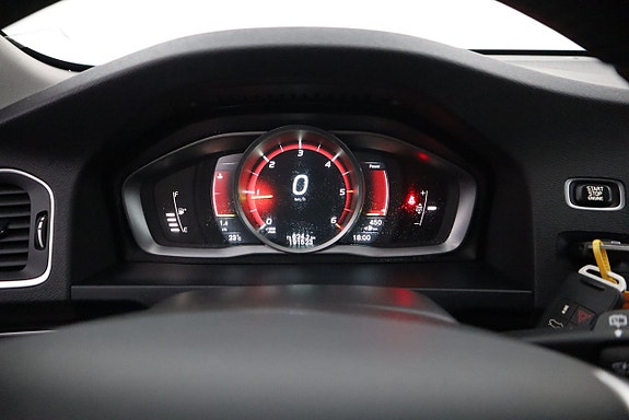 Volvo V60 16 of 20