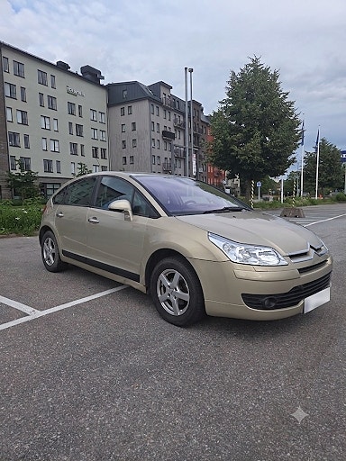 Citroen C4 2 of 5