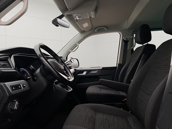 Volkswagen Multivan 16 of 30