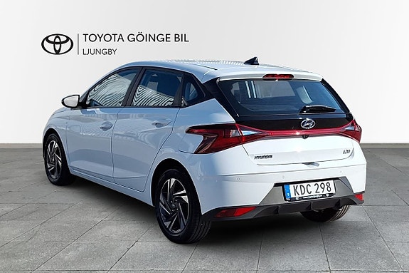 Hyundai i20 2 of 22