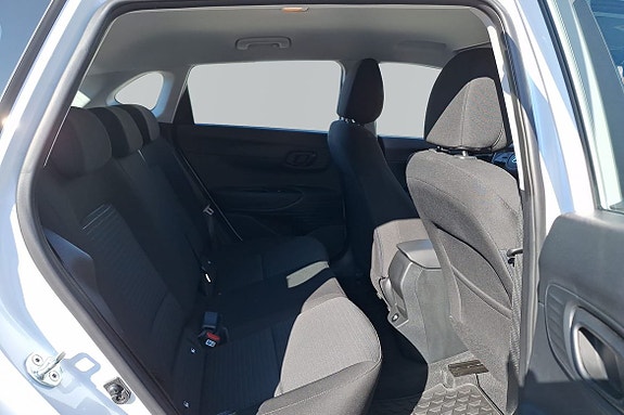 Hyundai i20 7 of 22