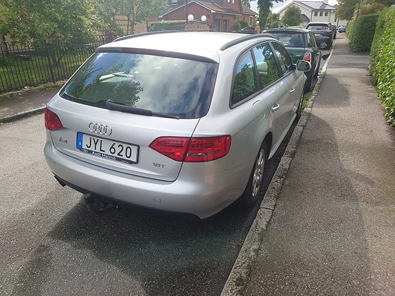 Audi A4 5 of 5