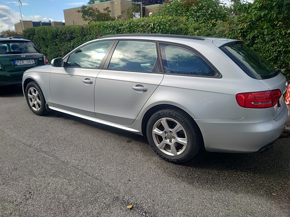 Audi A4 4 of 5