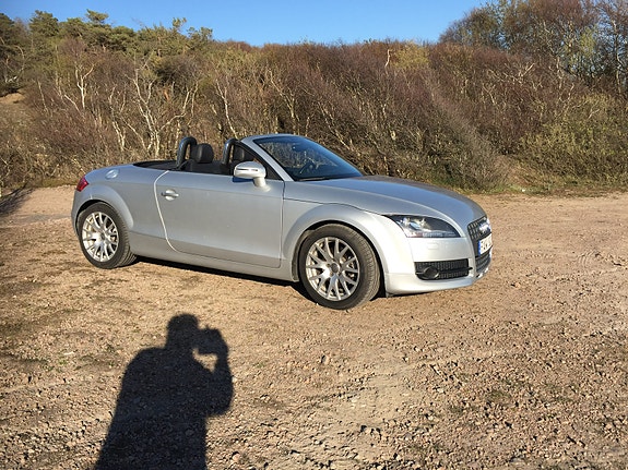 Audi TT 2 of 5