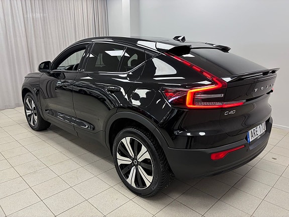 Volvo C40 3 of 5