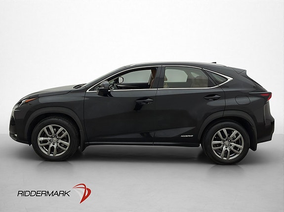 Lexus NX300h 5 of 5