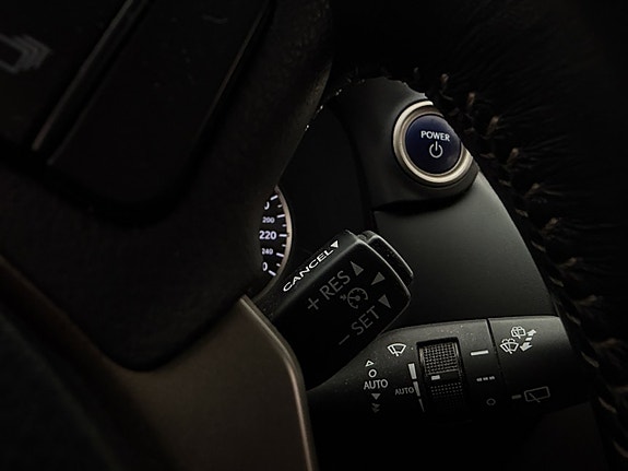 Lexus NX300h 19 of 30