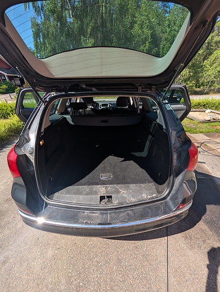 Opel Astra 8 of 12