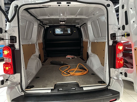 Toyota Proace 10 of 12