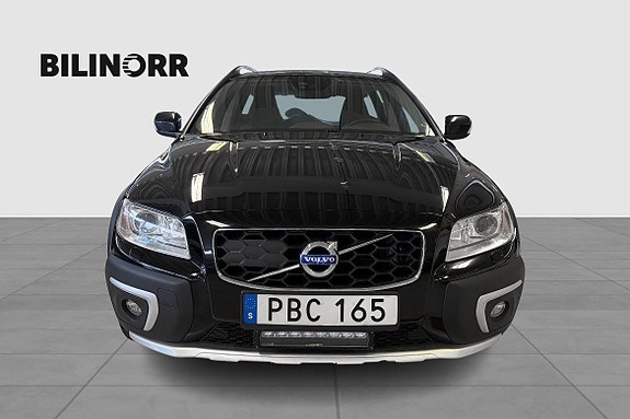 Volvo XC70 4 of 5