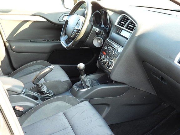 Citroen C4 17 of 24