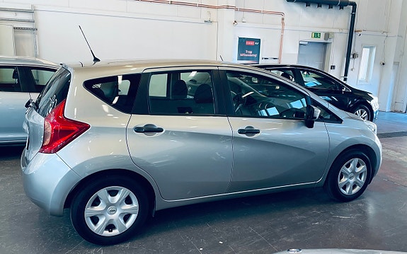Nissan Note 7 of 16