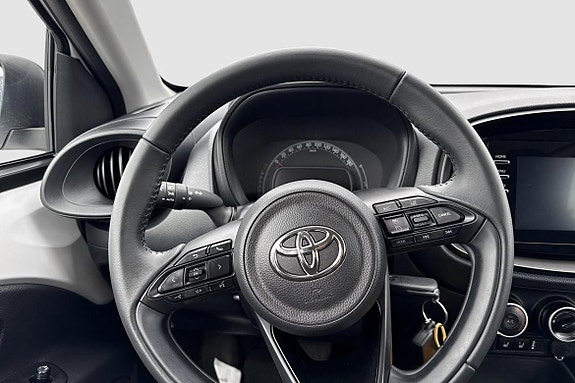 Toyota Aygo X 11 of 12