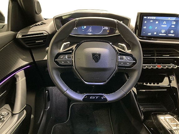 Peugeot 2008 10 of 15
