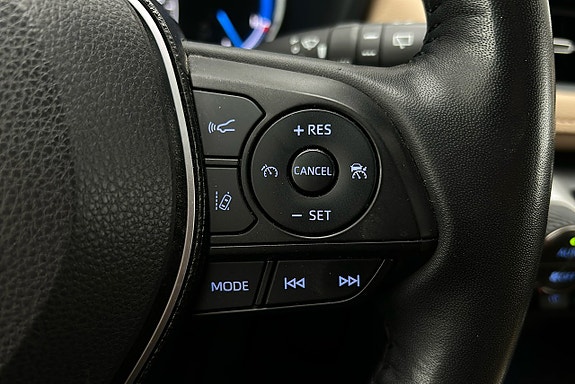Toyota RAV4 24 of 27