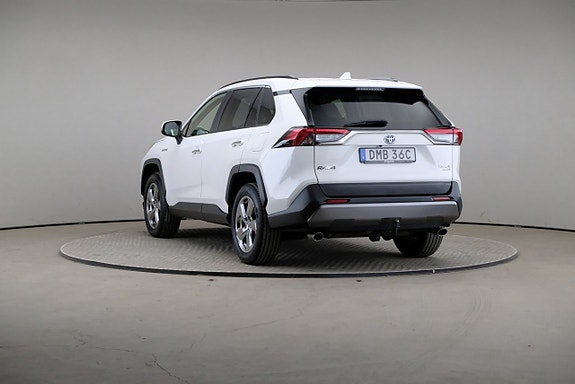 Toyota RAV4 2 of 27