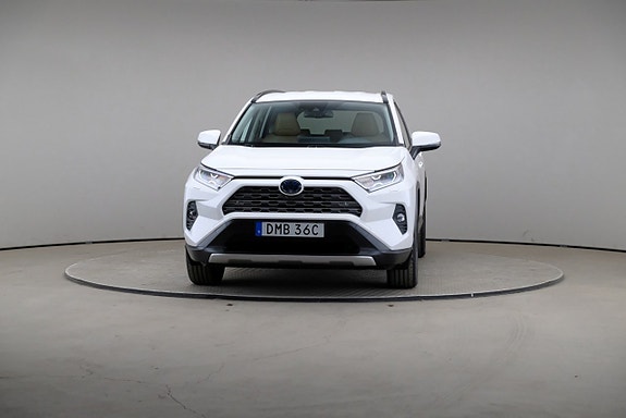 Toyota RAV4 3 of 27