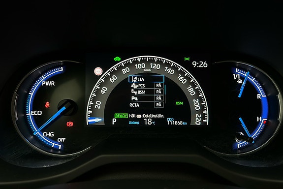 Toyota RAV4 22 of 27