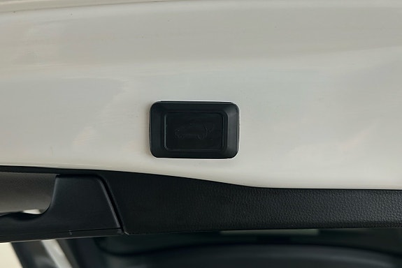 Toyota RAV4 15 of 27