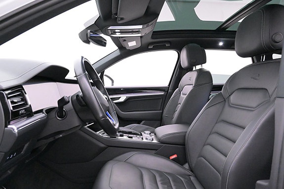 Volkswagen Touareg 9 of 27
