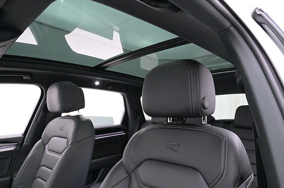 Volkswagen Touareg 18 of 27