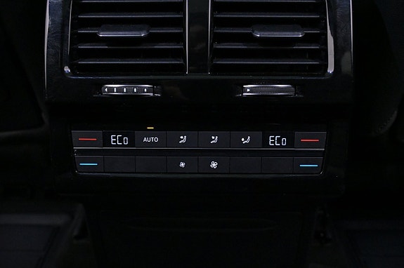 Volkswagen Touareg 20 of 27