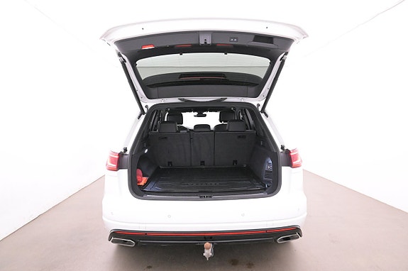 Volkswagen Touareg 21 of 27