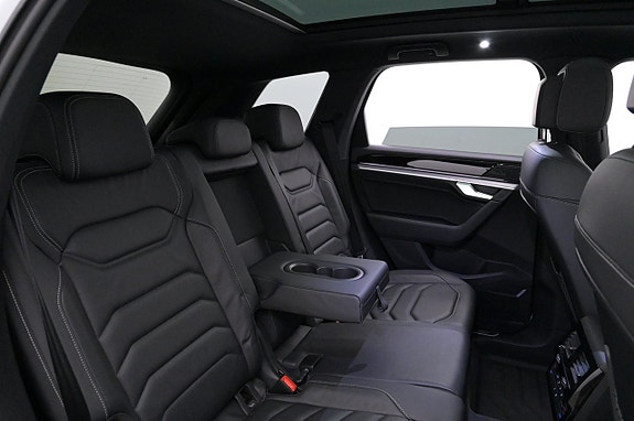 Volkswagen Touareg 19 of 27