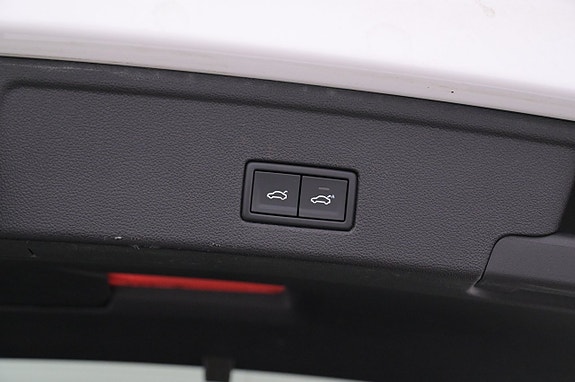 Volkswagen Touareg 22 of 27