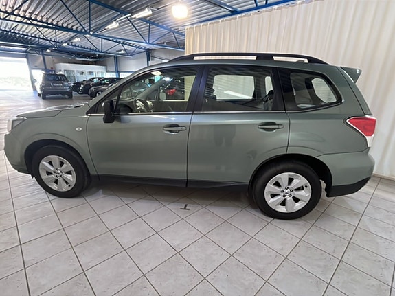 Subaru Forester 8 of 13