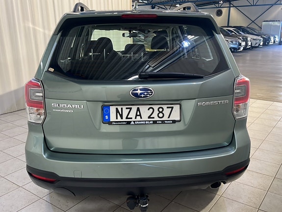 Subaru Forester 2 of 5