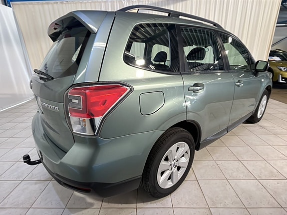 Subaru Forester 3 of 5