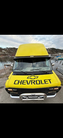 Chevrolet Chevy Van 4 of 5
