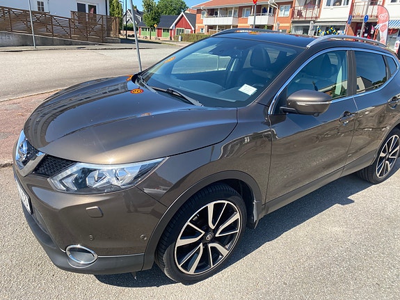 Nissan Qashqai 3 of 5