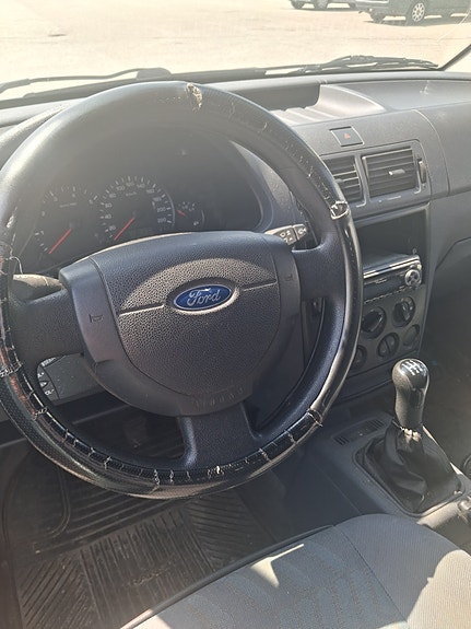 Ford Transit Connect 5 of 5