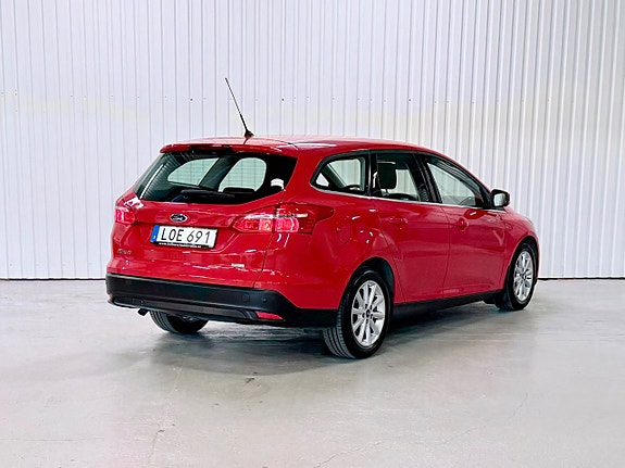 Ford Focus 3 of 5