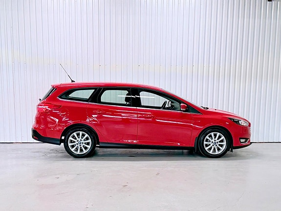 Ford Focus 2 of 5