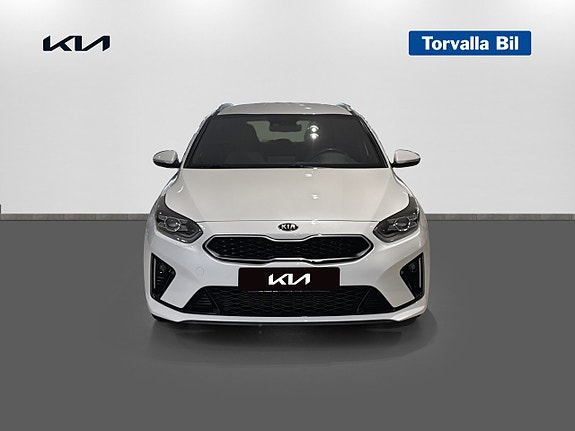 Kia Ceed 3 of 5