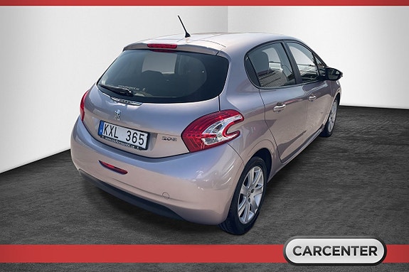 Peugeot 208 5 of 5