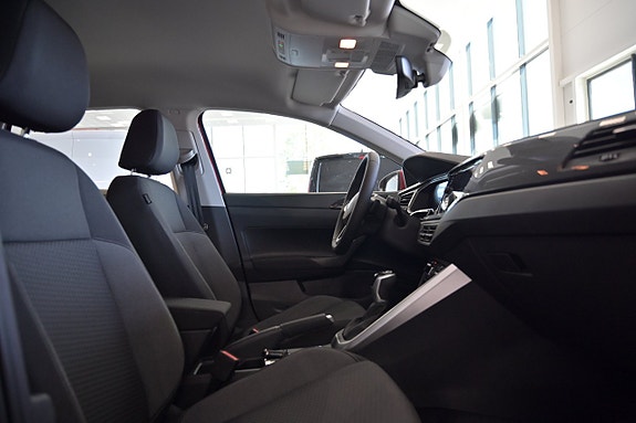 Volkswagen Polo 21 of 25