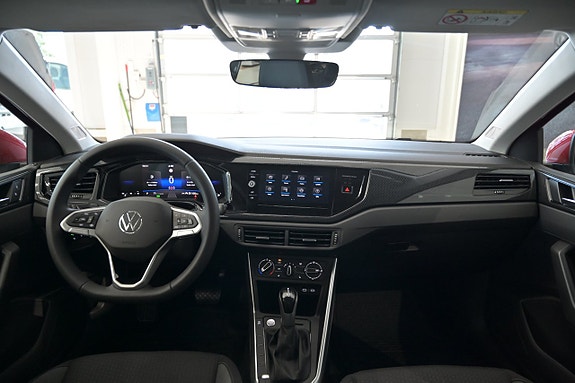 Volkswagen Polo 12 of 25