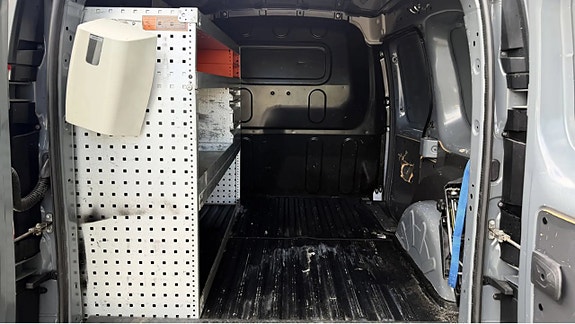 Nissan NV250 8 of 8