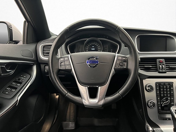 Volvo V40 10 of 28