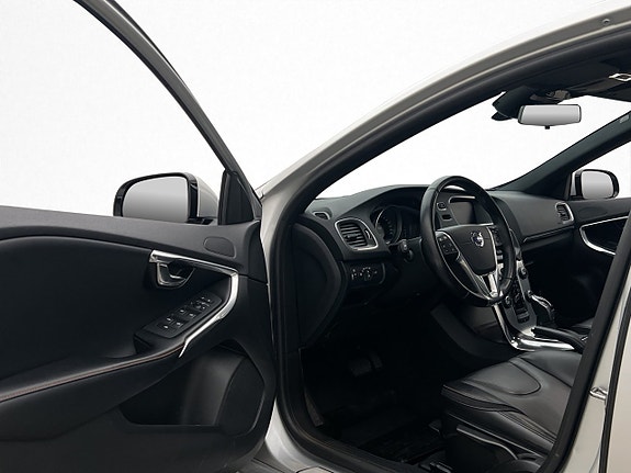 Volvo V40 9 of 28