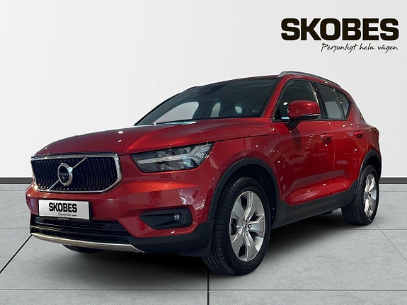 Volvo XC40 3 of 5