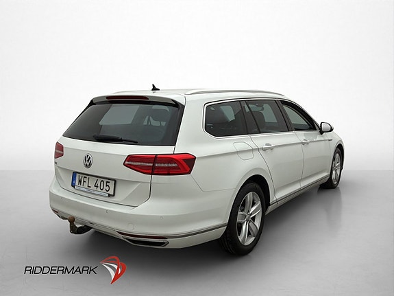 Volkswagen Passat 8 of 30
