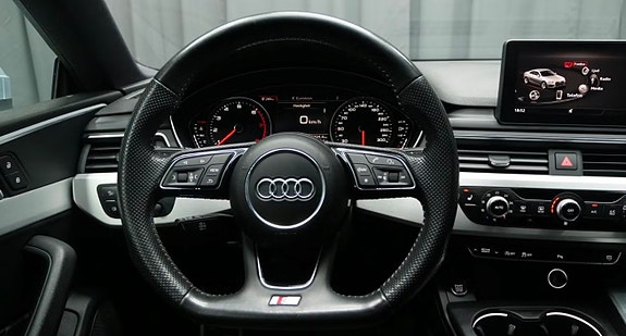 Audi A5 8 of 9
