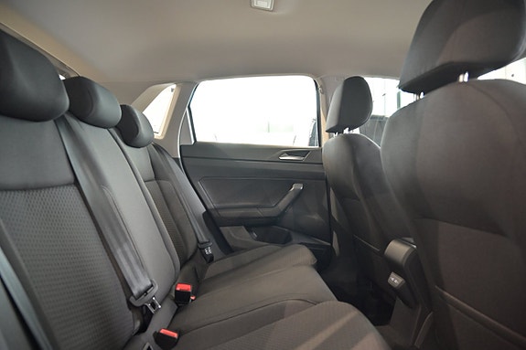 Volkswagen Polo 24 of 26